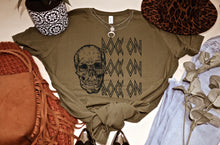 Load image into Gallery viewer, Rock On Skull
